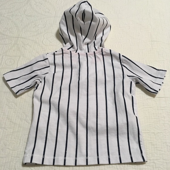 0-3m (4/$20) 4 Cute Items to Mix & Match - Picture 14 of 14